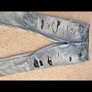 American Eagle Distressed Tomgirl Jeans